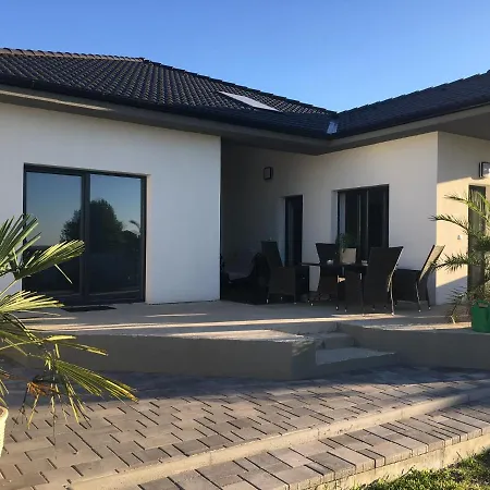 Holiday home Dimitra 2 Sturovo