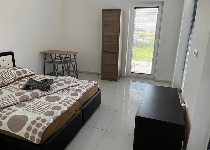 Dimitra 2 Ferienhaus *